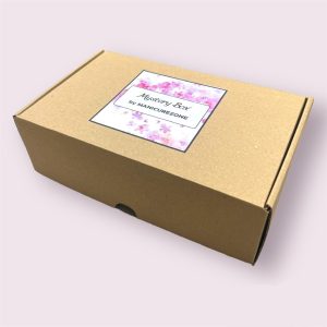 Mystery Box - с продукти за маникюр - малка